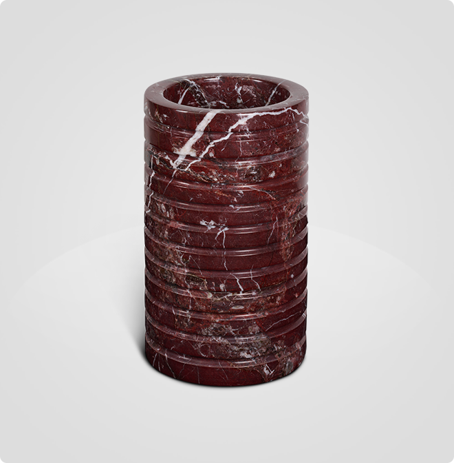 Miss Vase A'Object